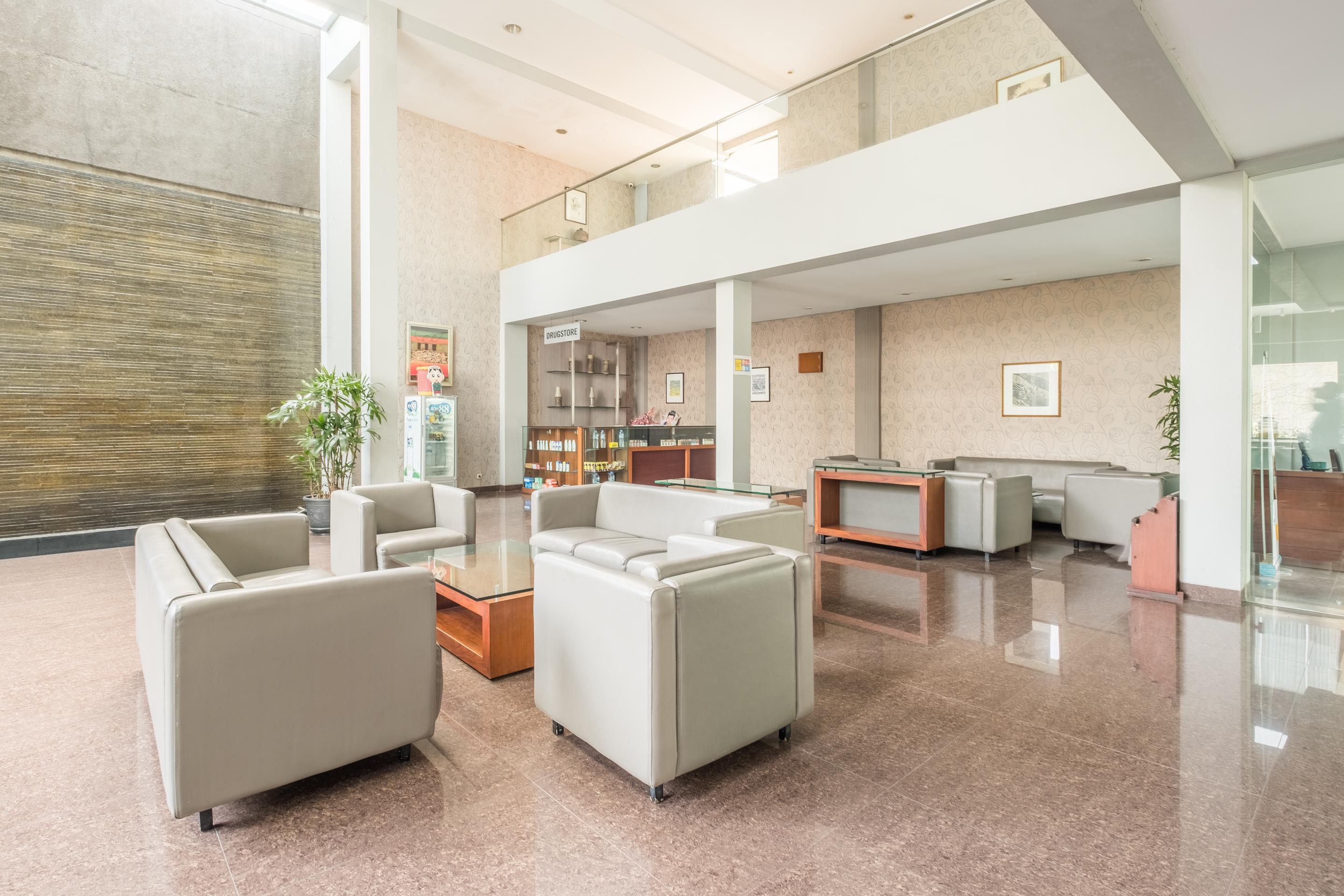 Capital O 874 Hotel Nyland Pasteur Bandung Extérieur photo
