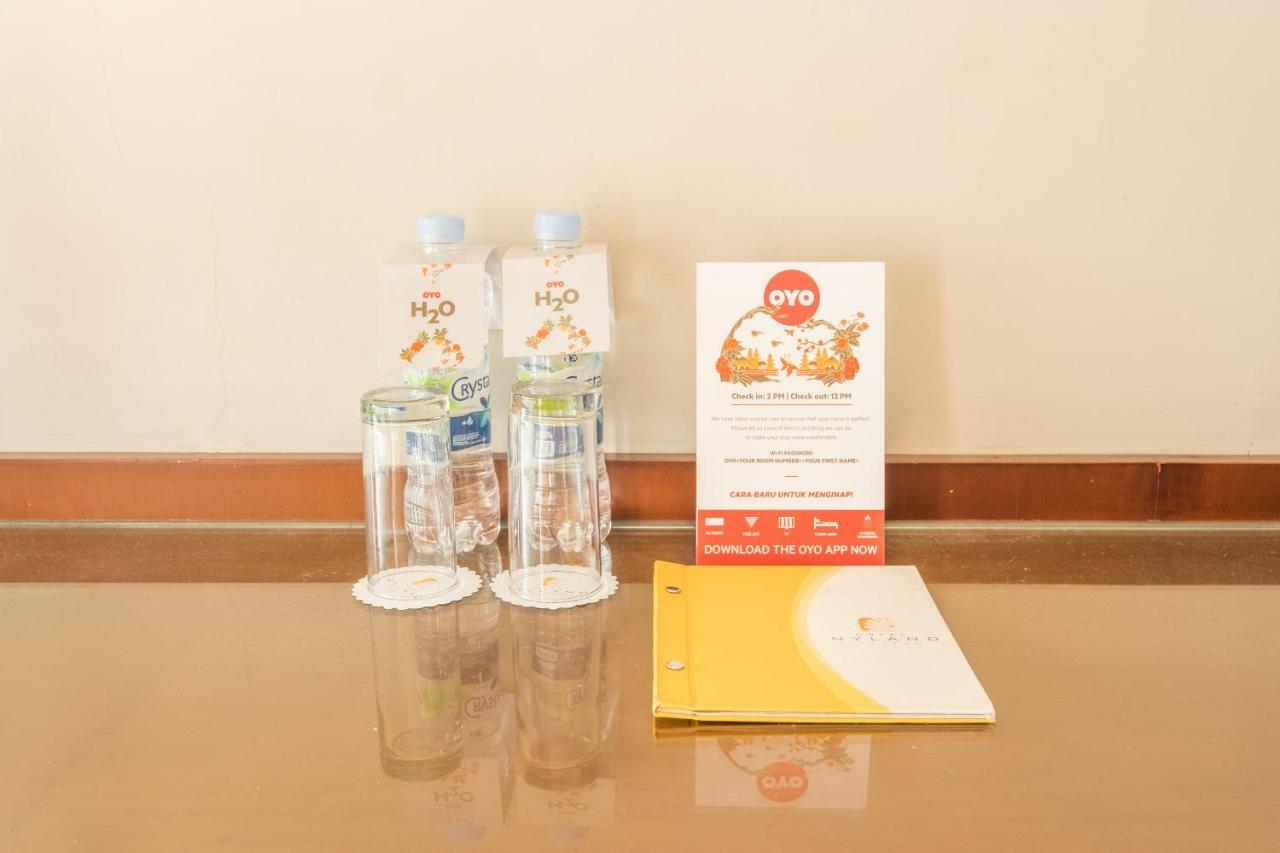 Capital O 874 Hotel Nyland Pasteur Bandung Extérieur photo